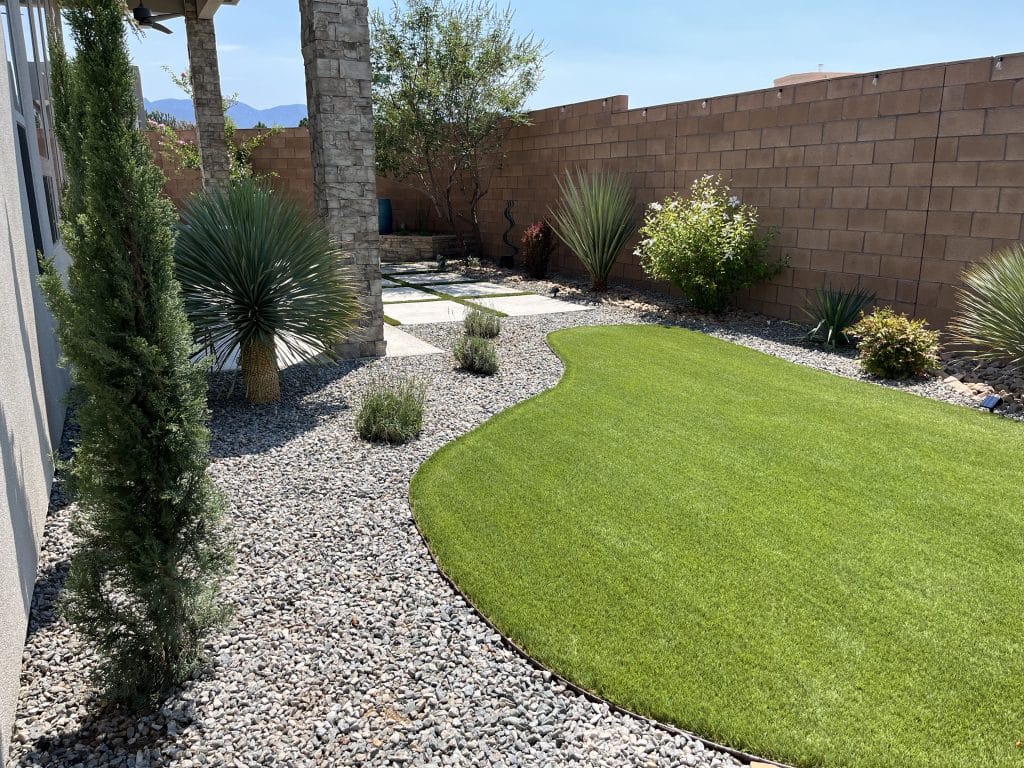 Albuquerque landscape remodel with updated paver patio
